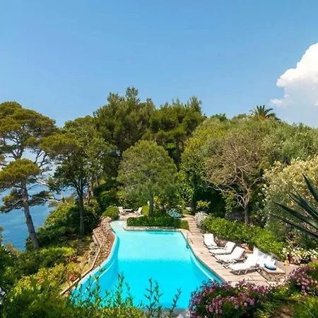 Luxury In With Pool For 12 Perss
