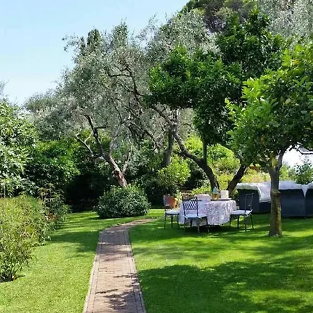 Luxury In With Pool For 12 Perss Portofino